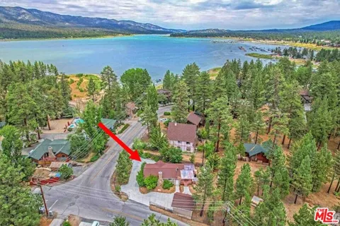 40083 Lakeview Drive