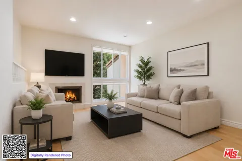 17241 Palisades Circle