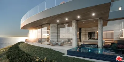 5024 Carbon Beach Terrace