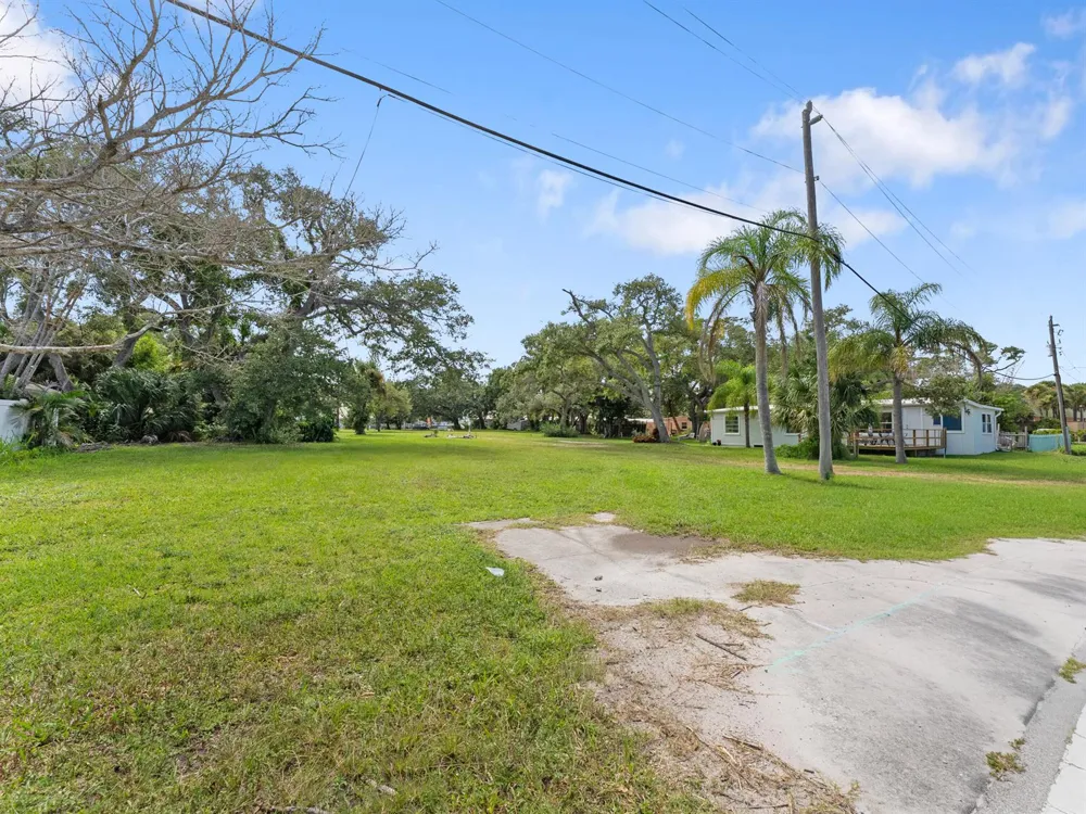 1026 Indian River Drive Sebastian, FL 32958