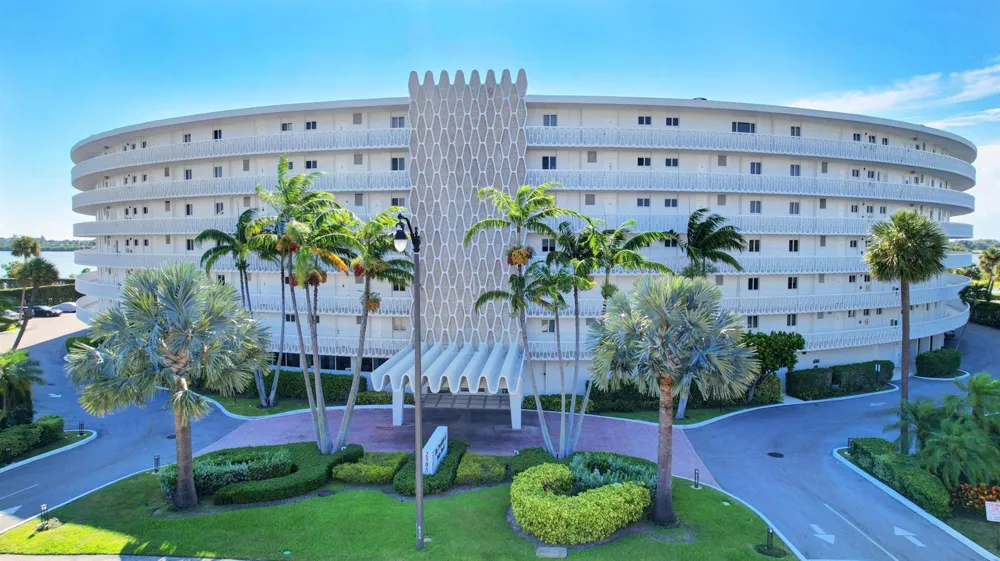 2505 S Ocean Boulevard #403 Palm Beach, FL 33480