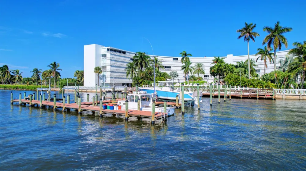 2505 S Ocean Boulevard #403 Palm Beach, FL 33480