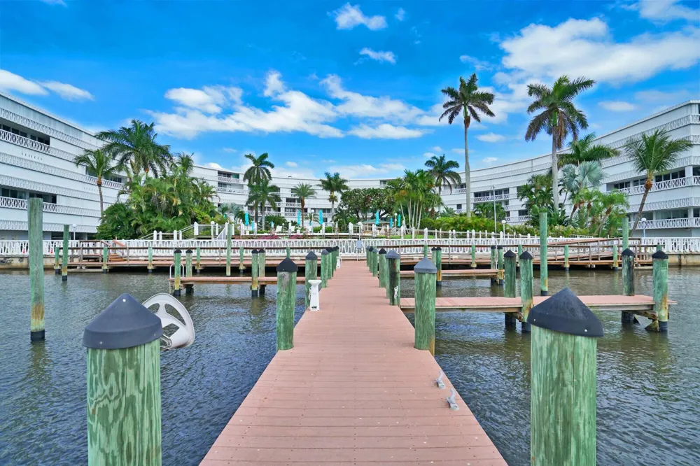 2505 S Ocean Boulevard #403 Palm Beach, FL 33480