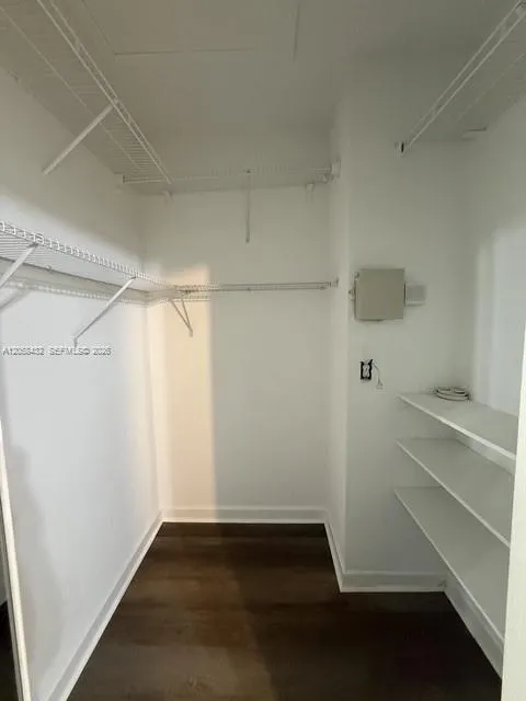 11419 NW 76th Ter Doral, FL 33178
