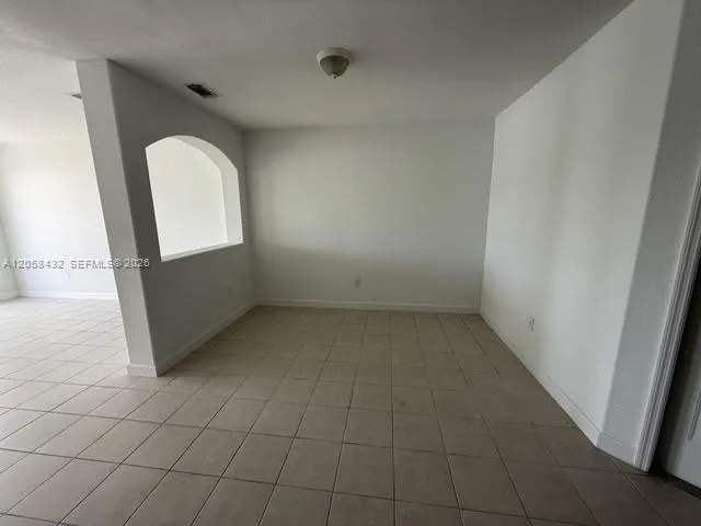 11419 NW 76th Ter Doral, FL 33178