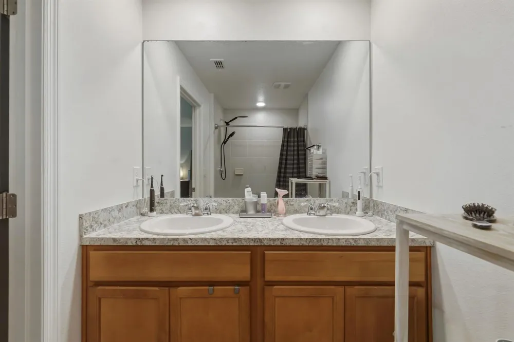 270 BUZBY STREET SE Palm Bay, FL 32909