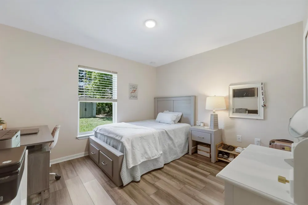 270 BUZBY STREET SE Palm Bay, FL 32909