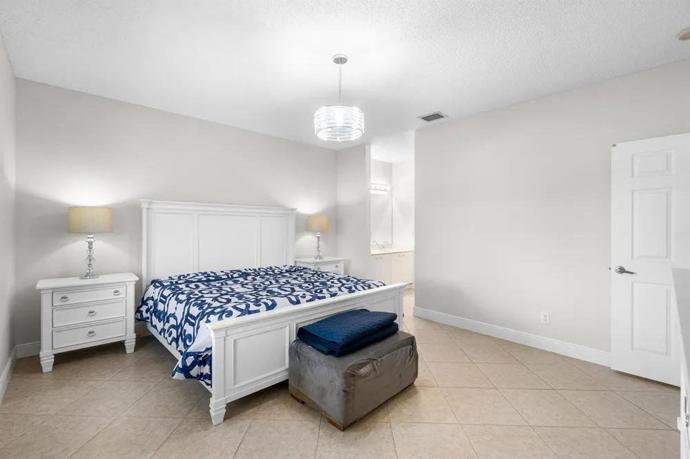 2473 S CORAL TRACE CIRCLE Delray Beach, FL 33445
