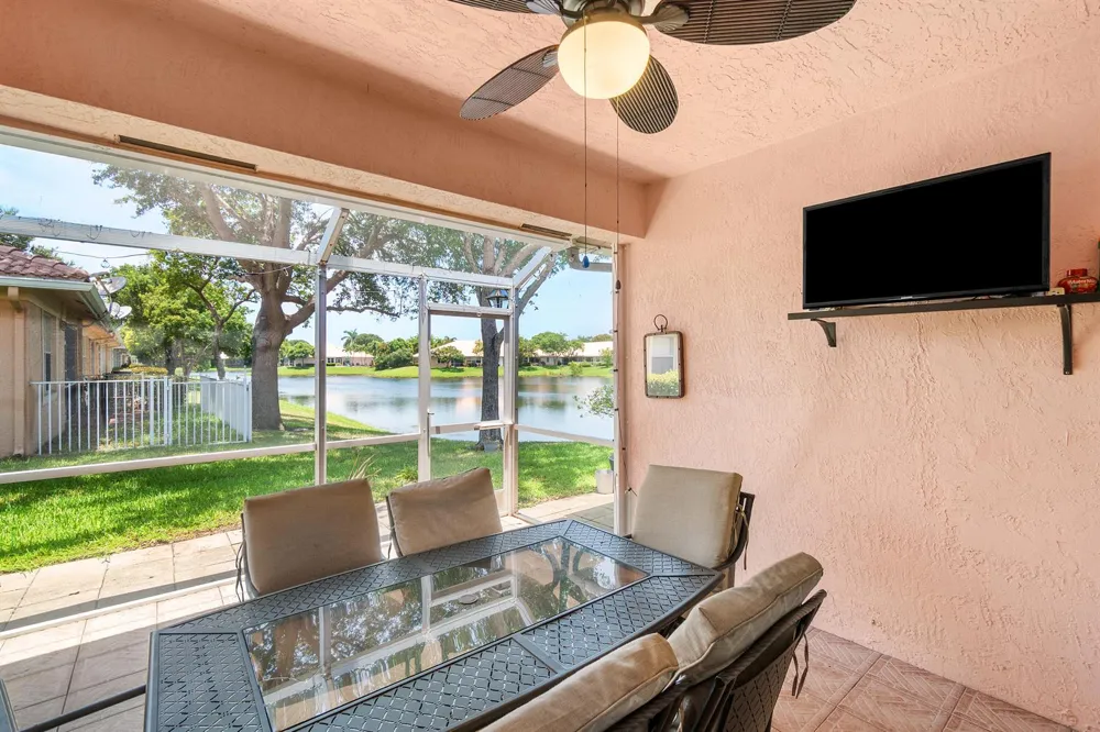 2473 S CORAL TRACE CIRCLE Delray Beach, FL 33445