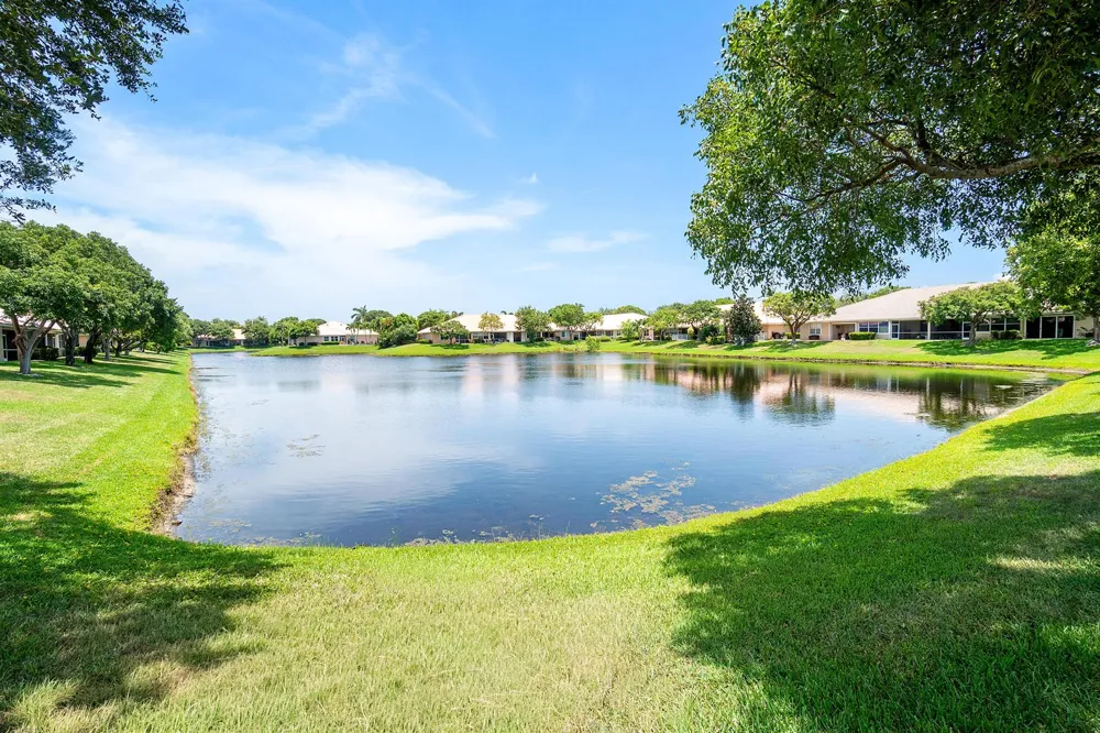 2473 S CORAL TRACE CIRCLE Delray Beach, FL 33445