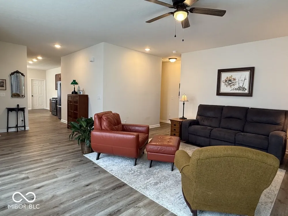 1279 S Marion Street Martinsville, IN 46151
