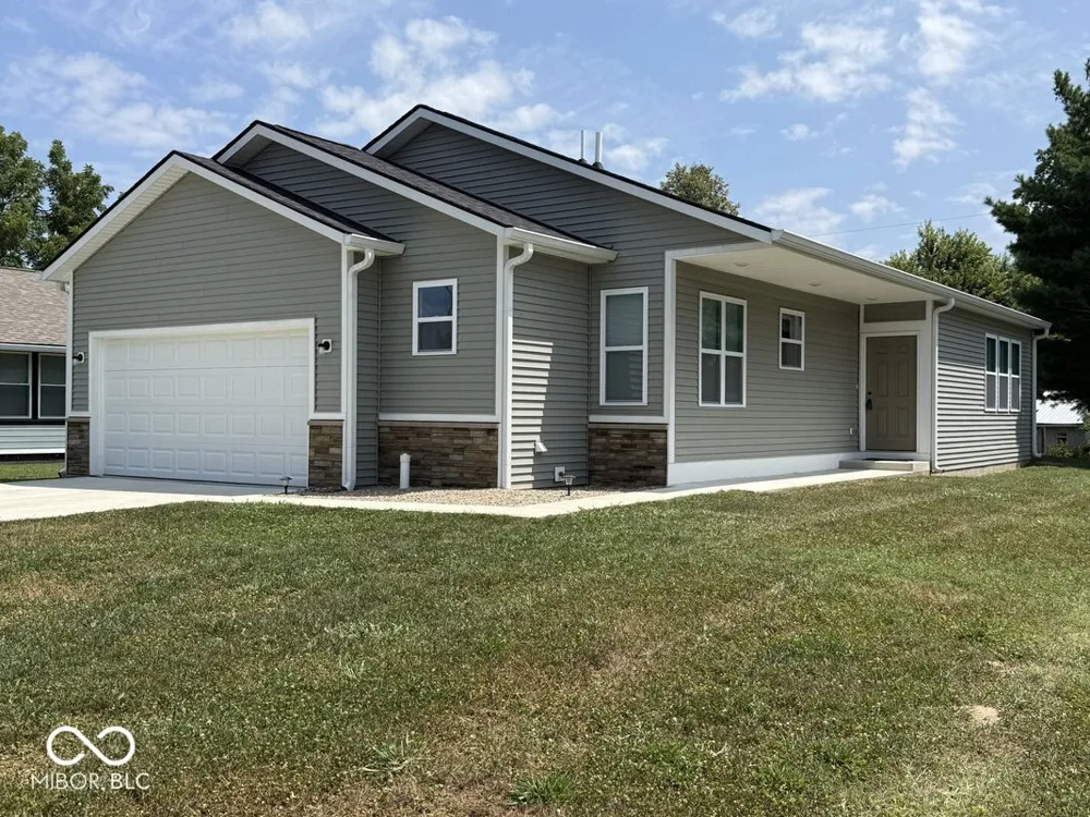 1279 S Marion Street Martinsville, IN 46151