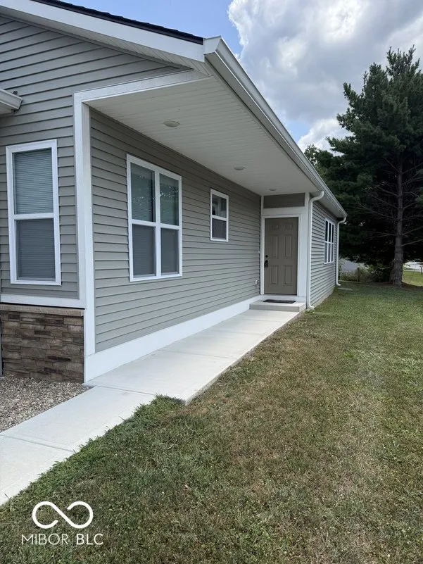 1279 S Marion Street Martinsville, IN 46151