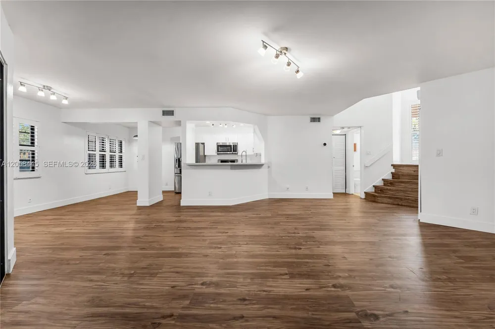 9005 W Sunrise Blvd #9005 Plantation, FL 33322