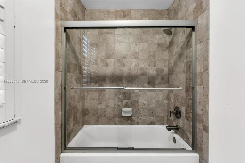 9005 W Sunrise Blvd #9005 Plantation, FL 33322