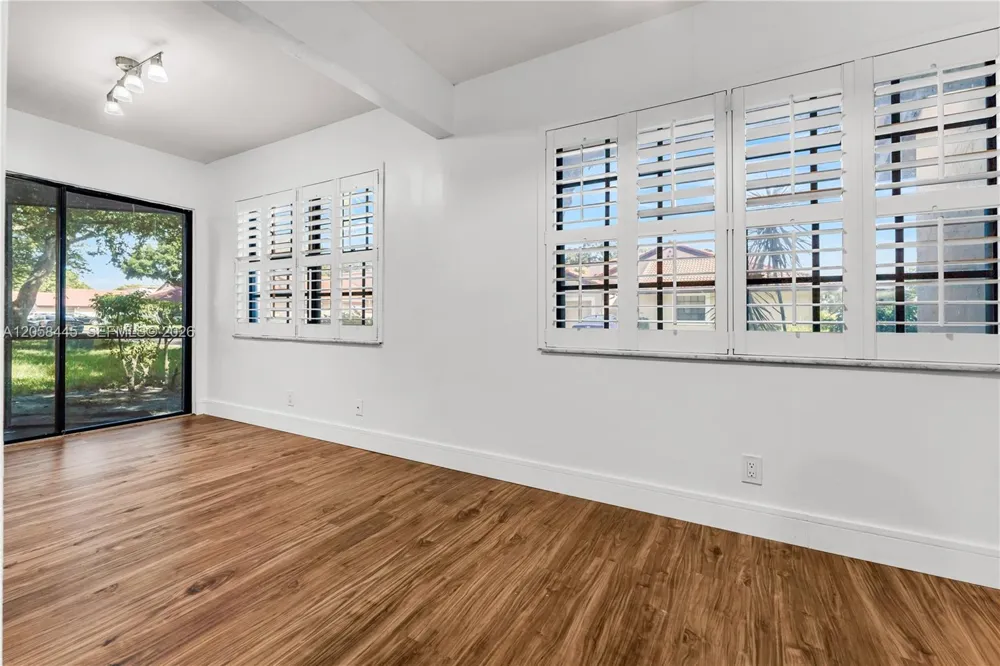 9005 W Sunrise Blvd #9005 Plantation, FL 33322