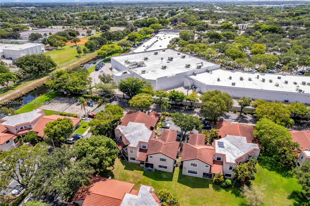 9005 W Sunrise Blvd #9005 Plantation, FL 33322