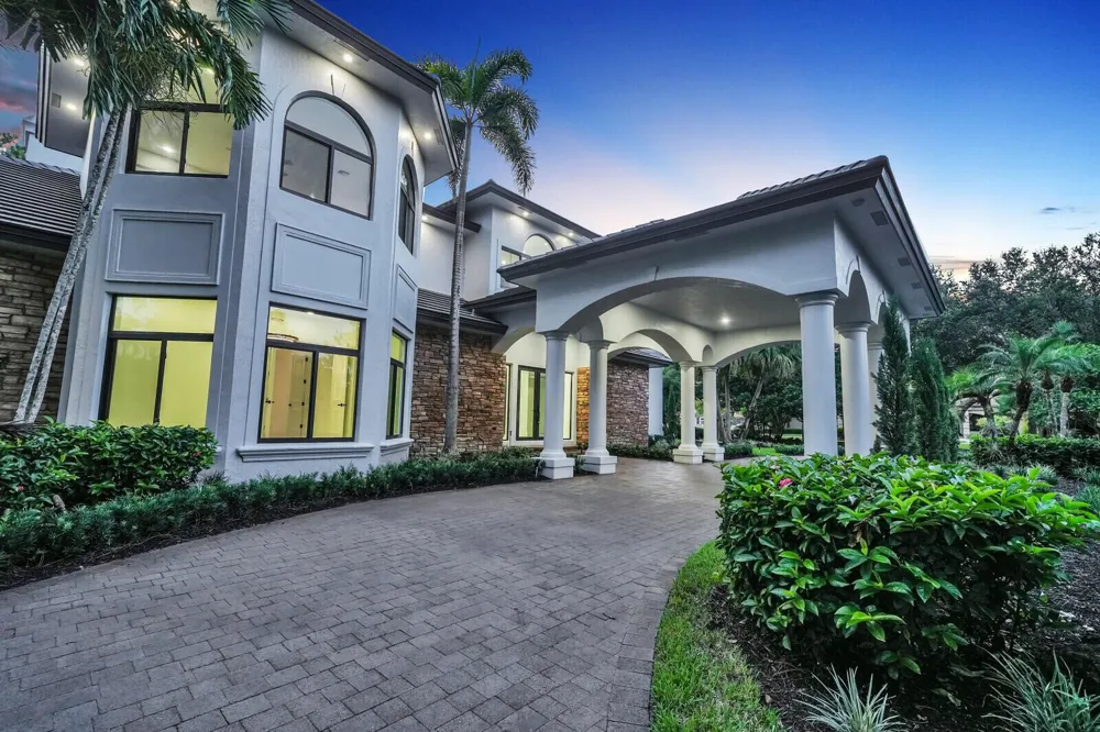 6041 NW 84th Terrace Parkland, FL 33067