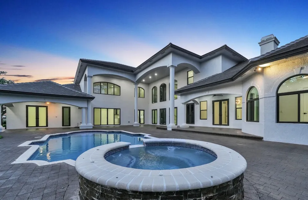 6041 NW 84th Terrace Parkland, FL 33067