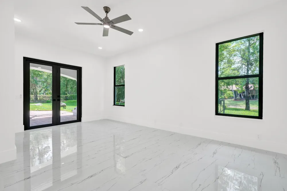 6041 NW 84th Terrace Parkland, FL 33067