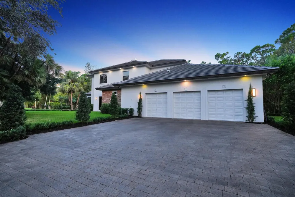 6041 NW 84th Terrace Parkland, FL 33067
