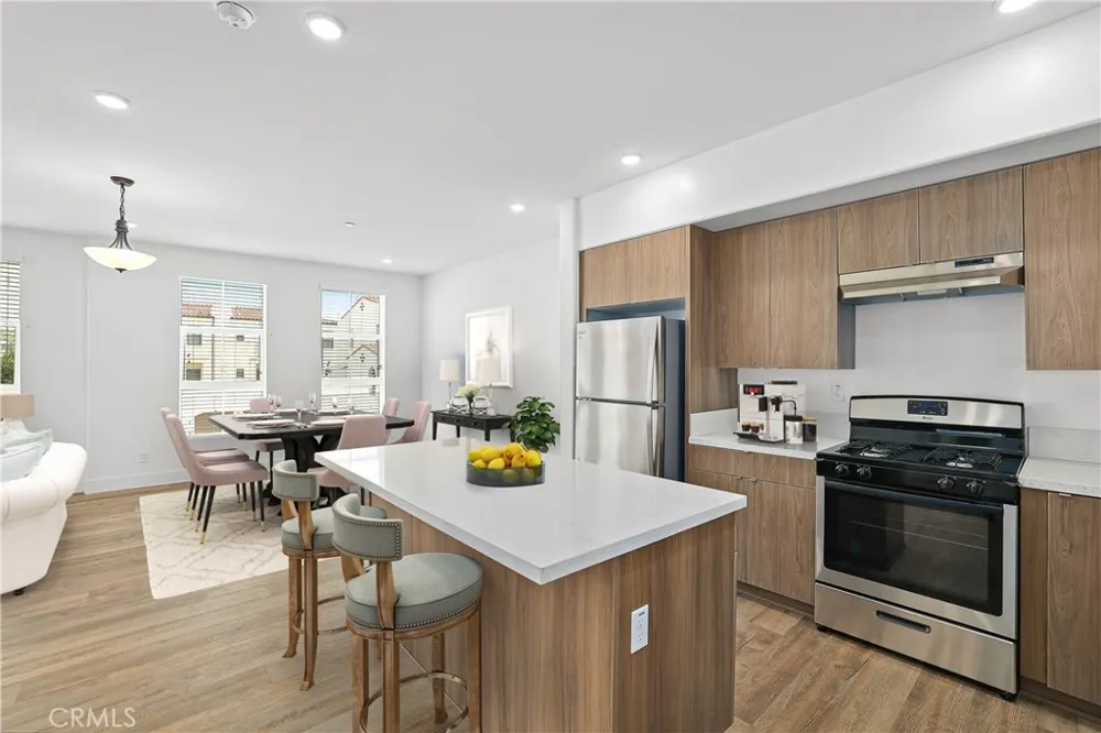 8951 Monte Vista Ave Montclair, CA 91763