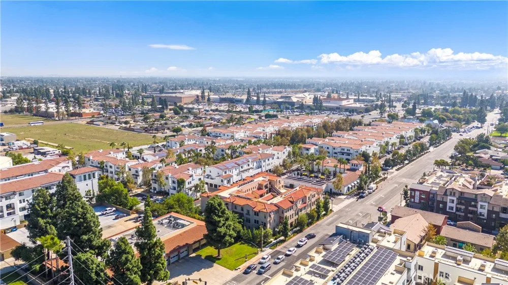 8951 Monte Vista Ave Montclair, CA 91763