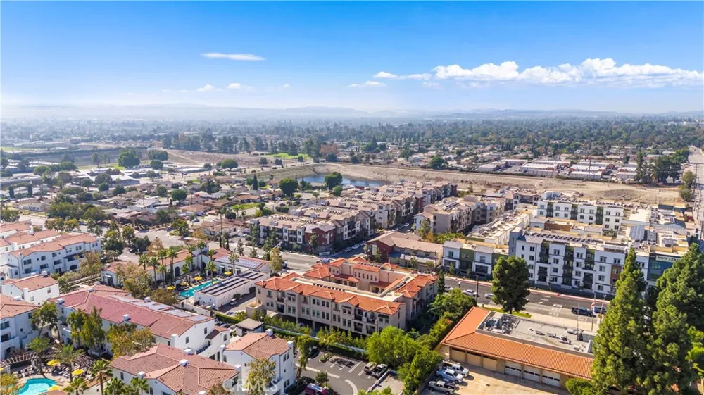 8951 Monte Vista Ave Montclair, CA 91763