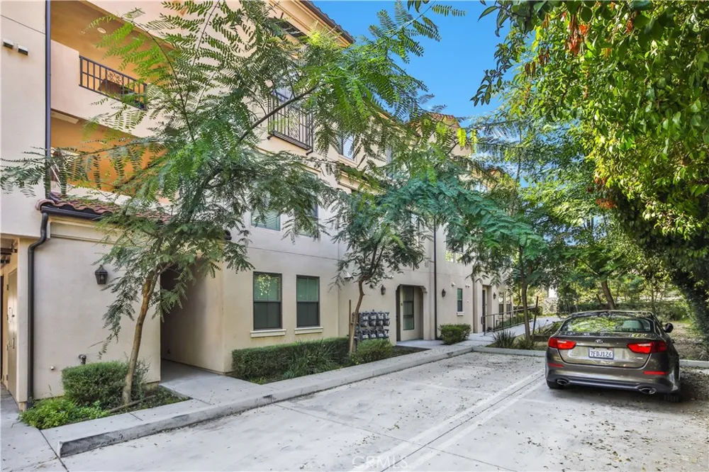 8951 Monte Vista Ave Montclair, CA 91763