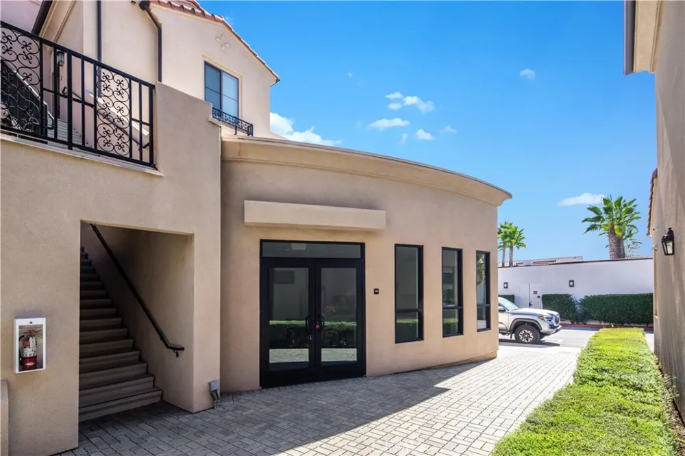 8951 Monte Vista Ave Montclair, CA 91763
