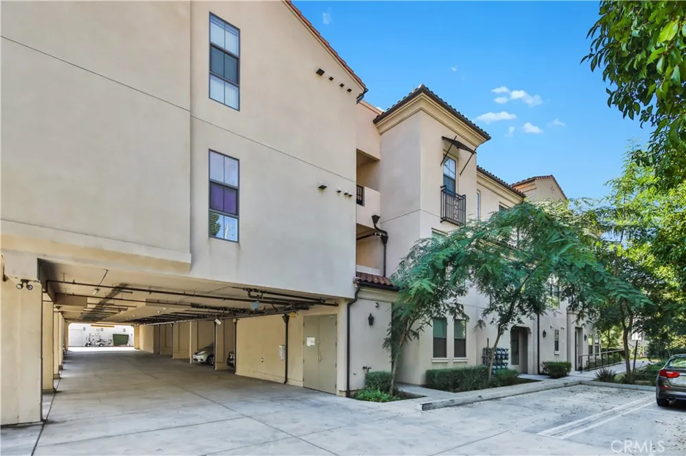 8951 Monte Vista Ave Montclair, CA 91763