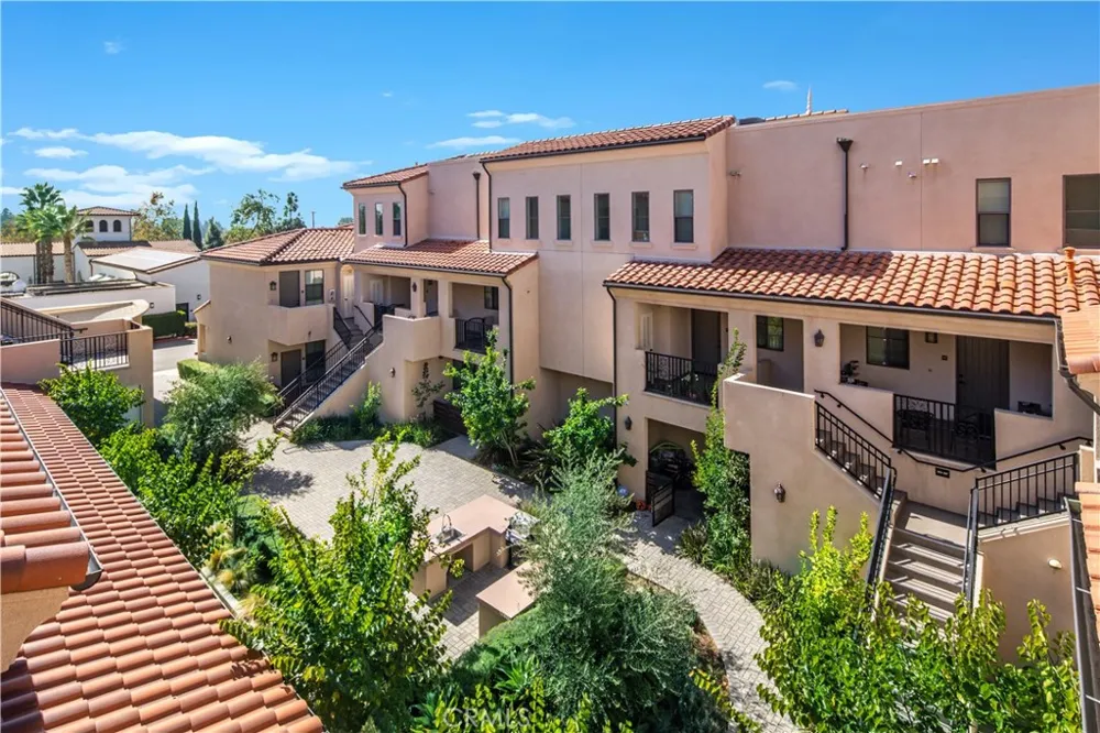 8951 Monte Vista Ave Montclair, CA 91763