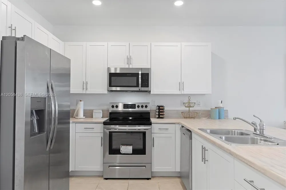 10085 SW 228th Ter Miami, FL 33190
