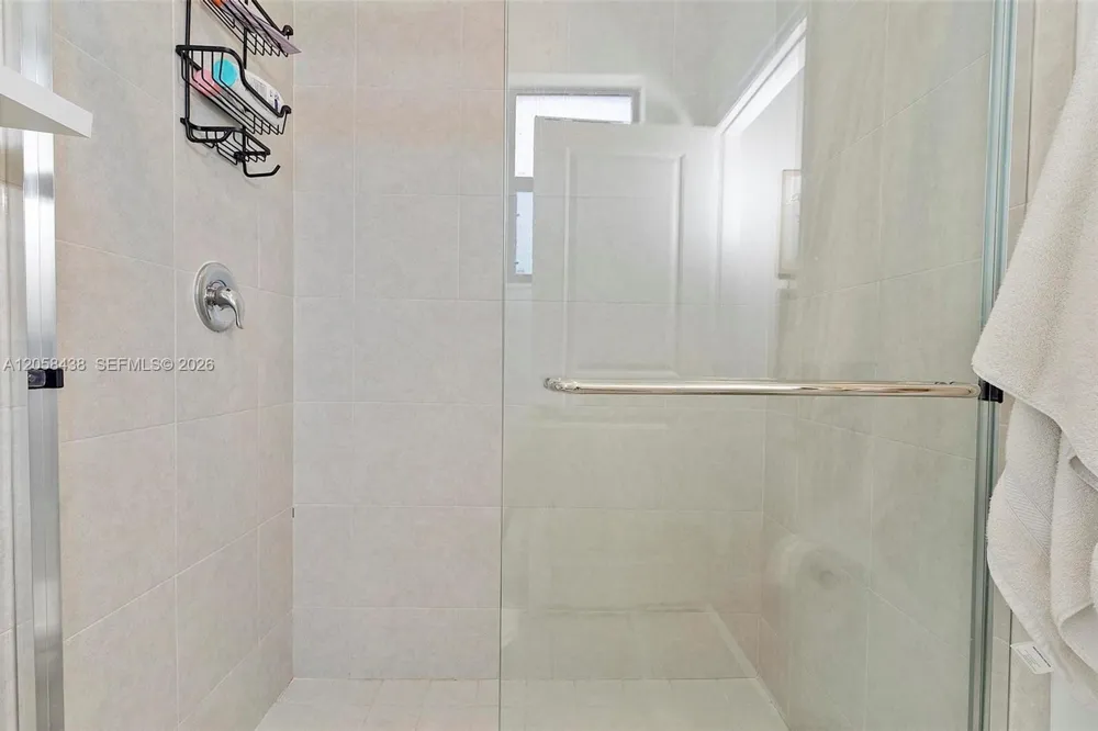 10085 SW 228th Ter Miami, FL 33190