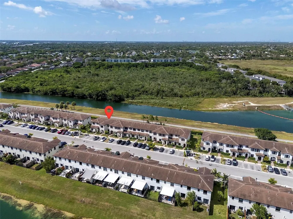 10085 SW 228th Ter Miami, FL 33190
