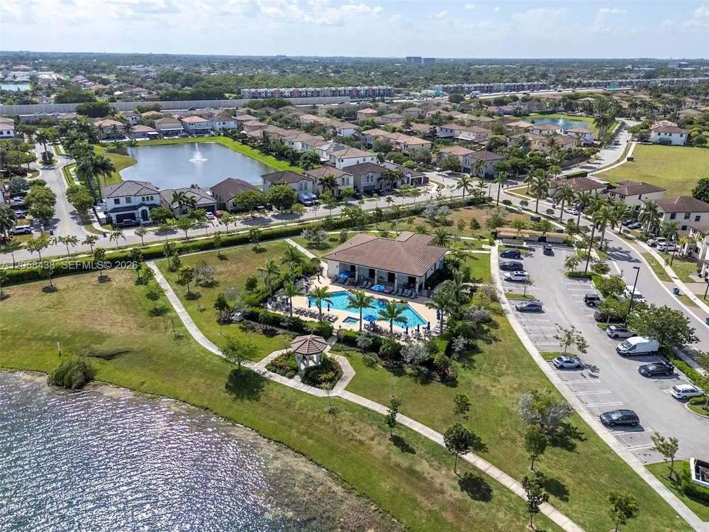 10085 SW 228th Ter Miami, FL 33190