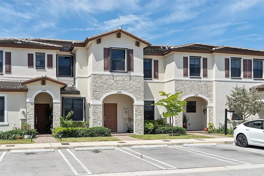 10085 SW 228th Ter Miami, FL 33190