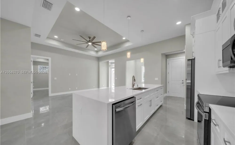 4205 NORA Lehigh Acres, FL 33976