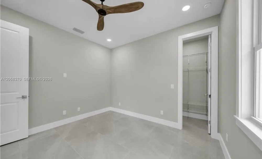 4205 NORA Lehigh Acres, FL 33976