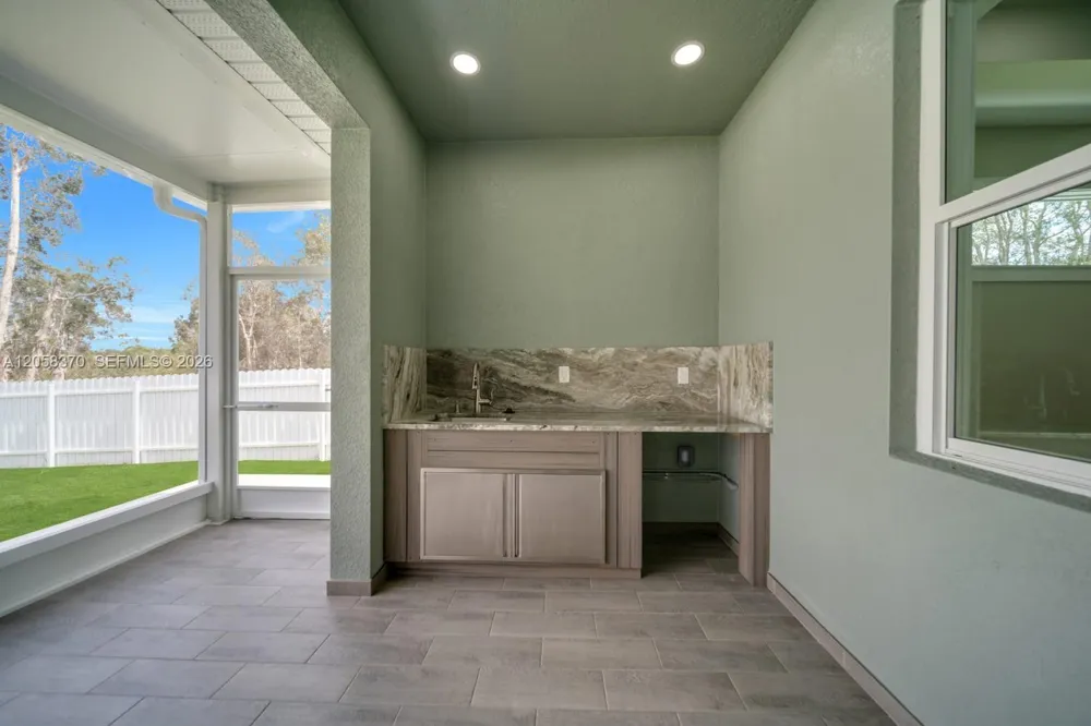 4205 NORA Lehigh Acres, FL 33976