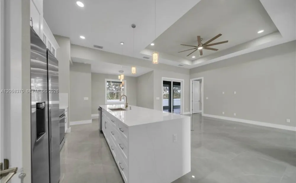 4205 NORA Lehigh Acres, FL 33976