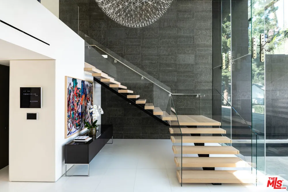 1231 Lago Vista Drive Beverly Hills, CA 90210