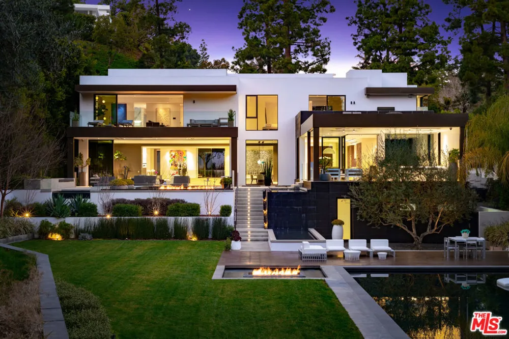 1231 Lago Vista Drive Beverly Hills, CA 90210