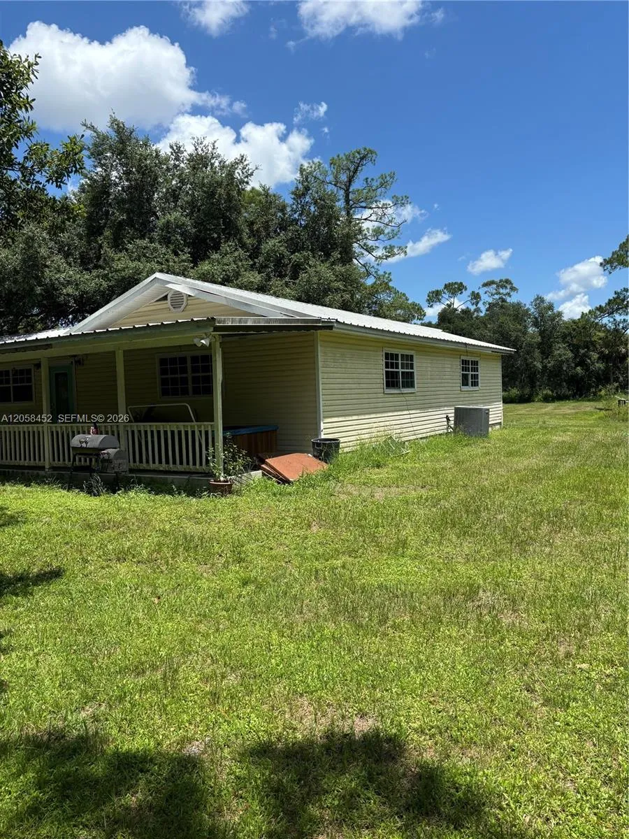 1451 Polywog Dr Other City - In The State Of Florida, FL 33935