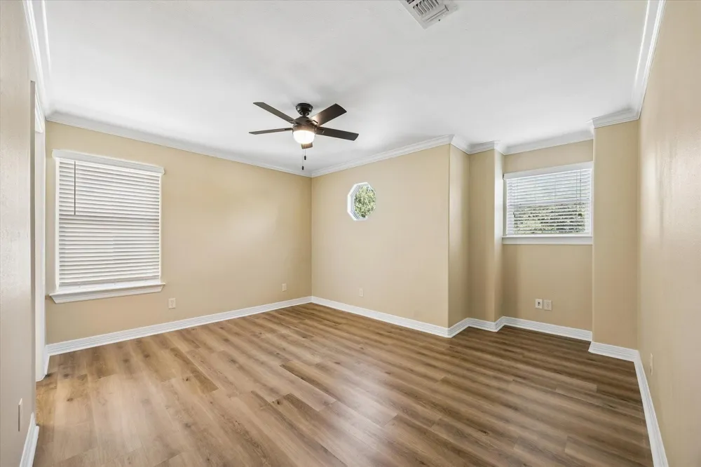 1717 Eagle Lake Road Sealy, TX 77474