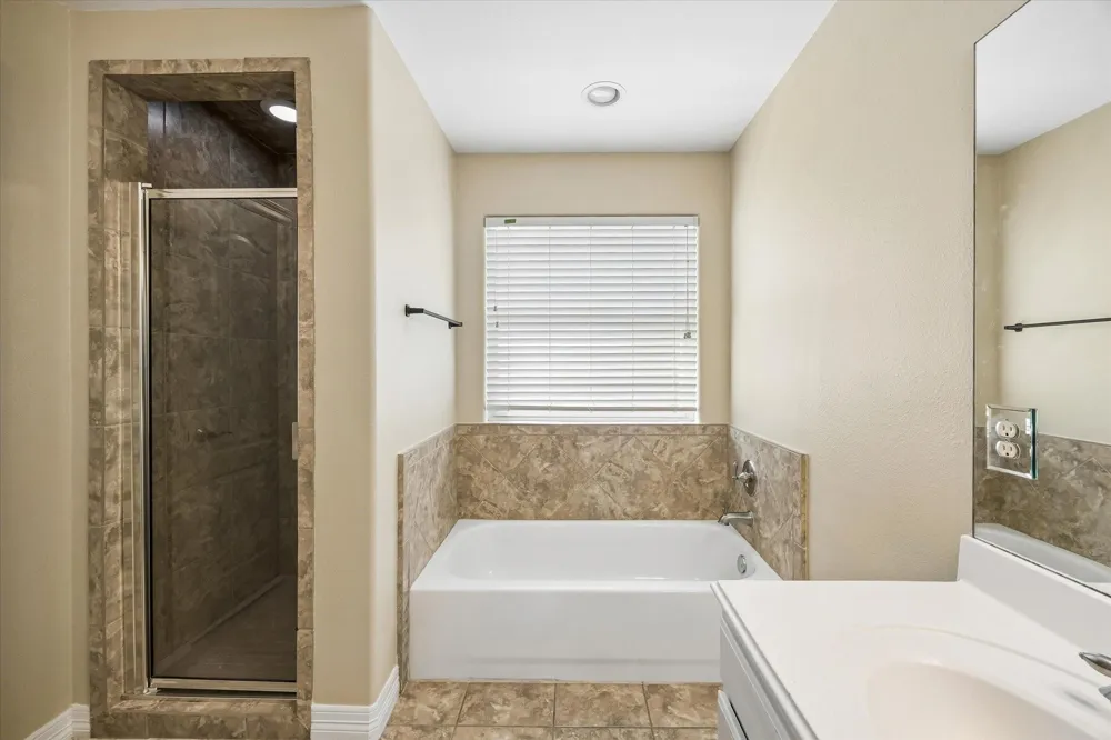 1717 Eagle Lake Road Sealy, TX 77474