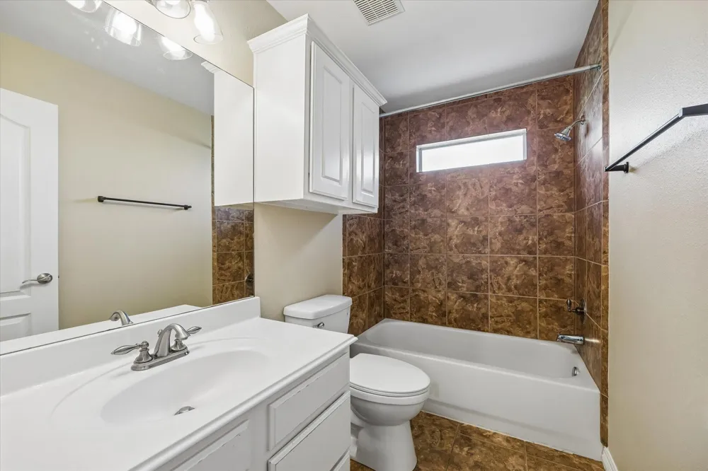 1717 Eagle Lake Road Sealy, TX 77474