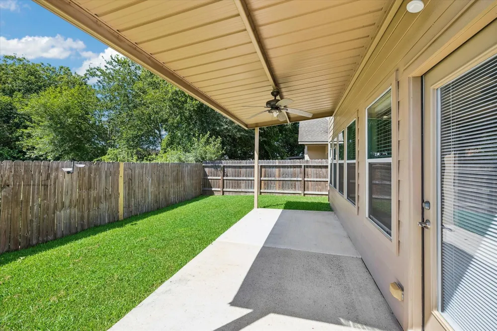 1717 Eagle Lake Road Sealy, TX 77474