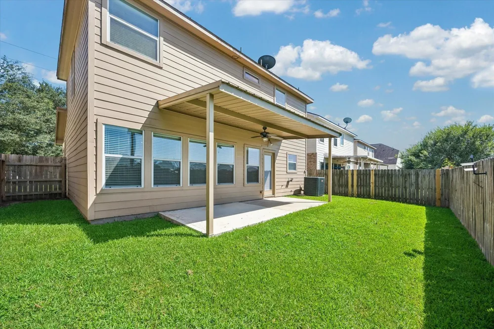 1717 Eagle Lake Road Sealy, TX 77474