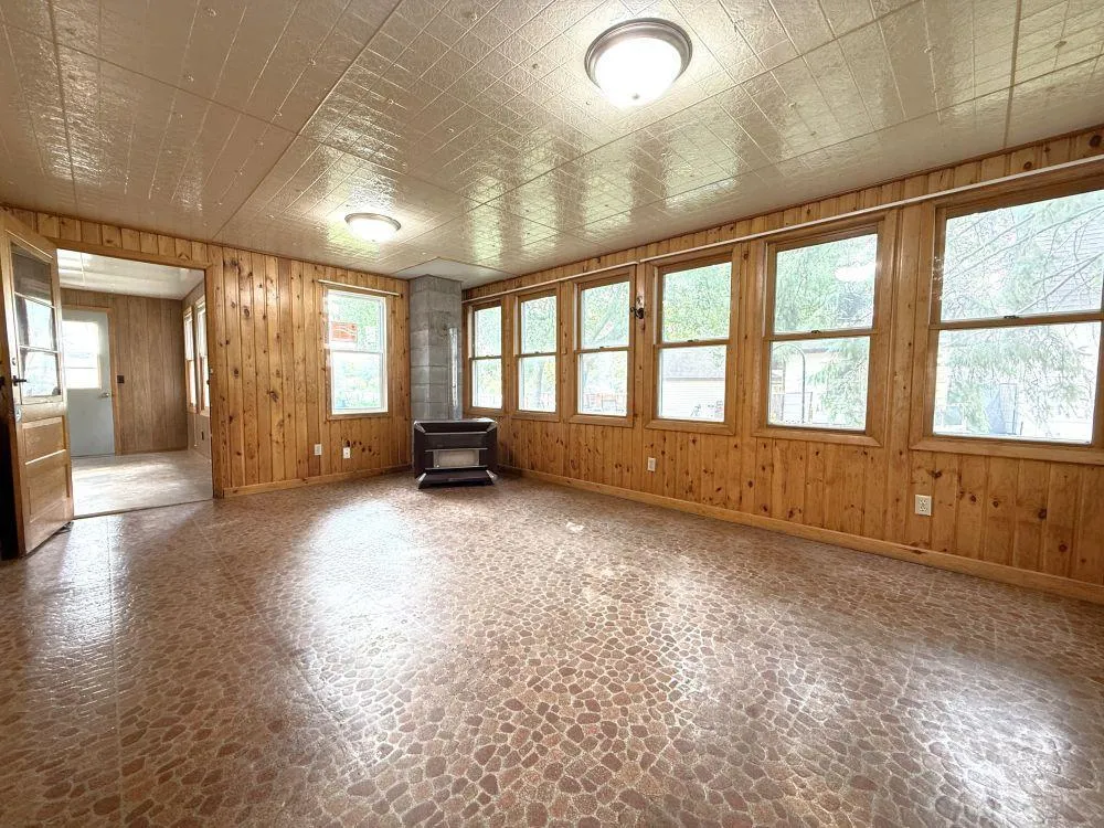 101 E Birch Avenue Frazee, MN 56544